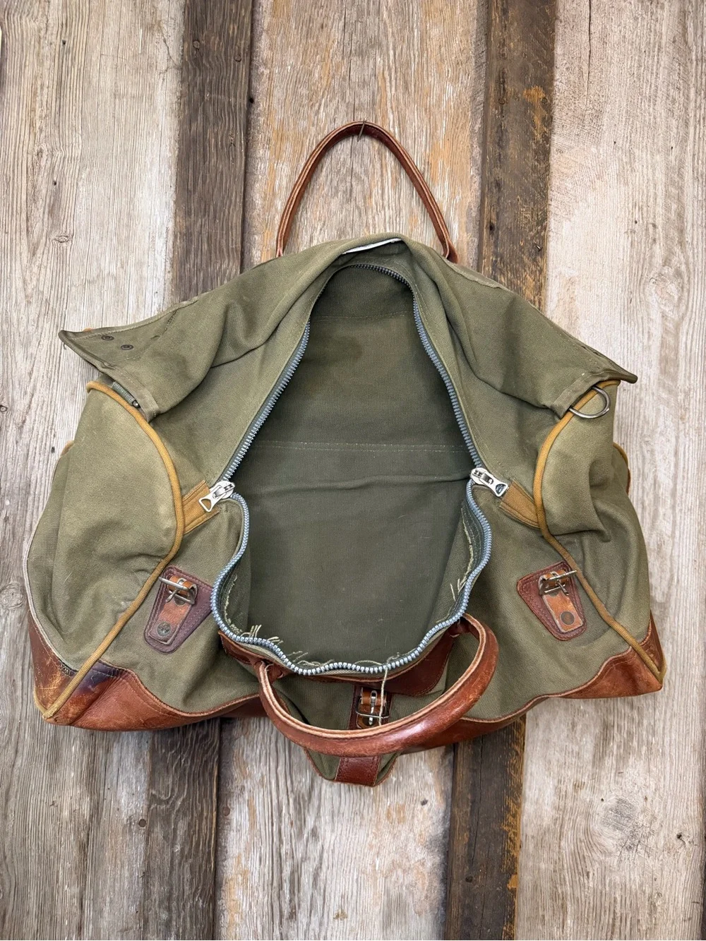 VTG GOKEY’S Large Battenkill Leather and Canvas Weekend Duffel Travel Bag
